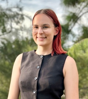 Dr. Lea Feuillet