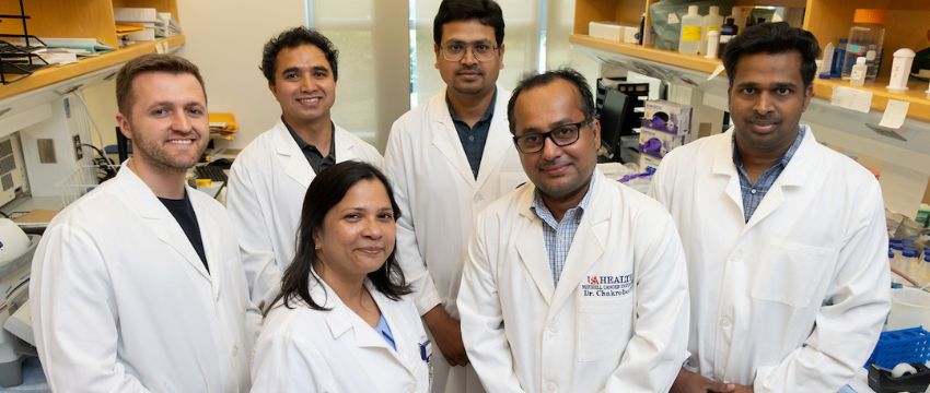 Group of lab crew at MCI.