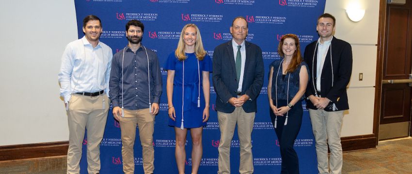 2026 research honors graduates group photo.